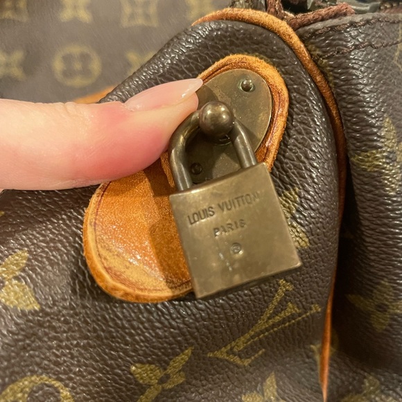 LV Monogram Keepall 45 - Picture 7 of 16